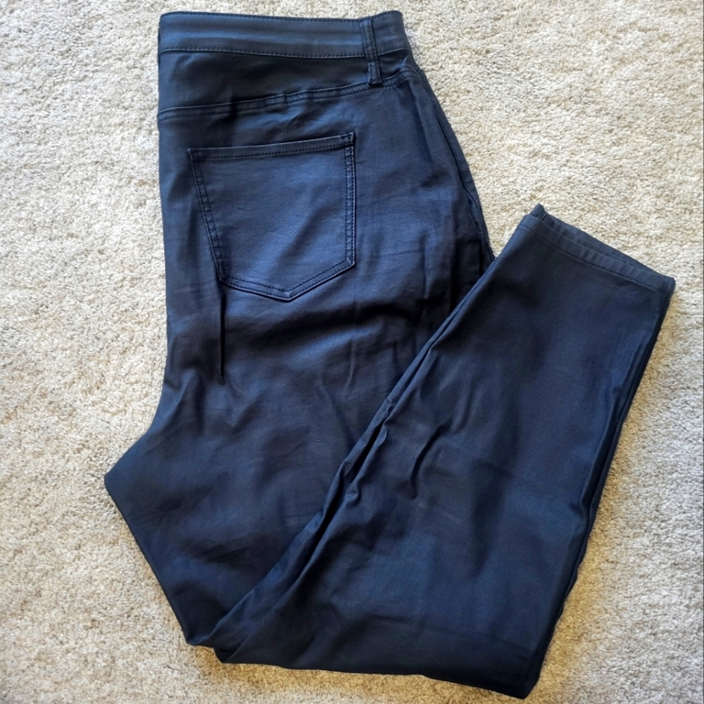 Faux Leather Skinny Pant